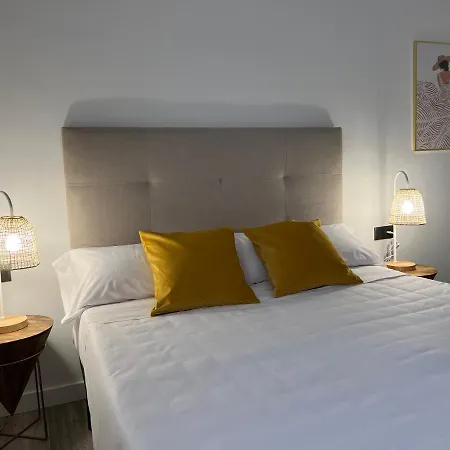 Rotonda Del Minotauro Turístico At-cc-00674 Apartamento Coria